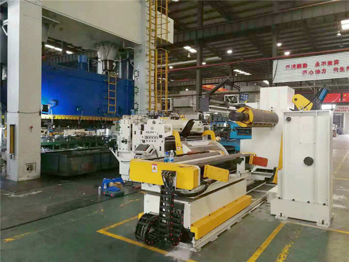 2000厚板三合一伺服送料機(jī)視頻